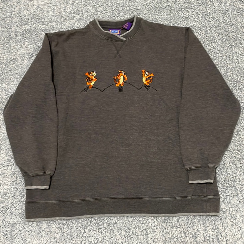Vintage Winnie The Pooh Tigger Crewneck Sweatshirt